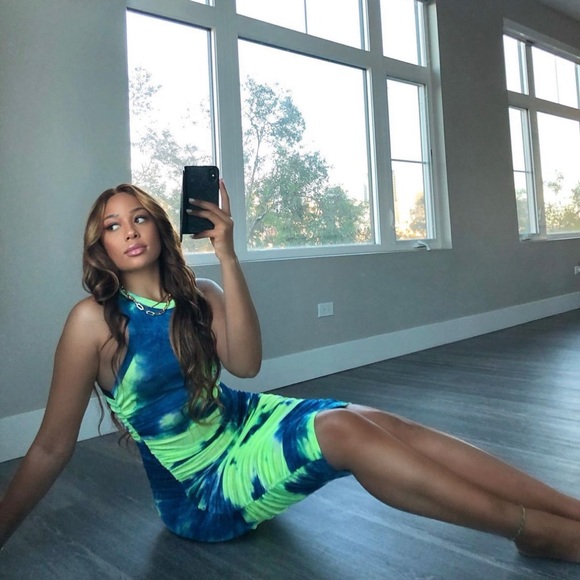 JLUXLABEL Ruched Dress - Small - Picture 2 of 6